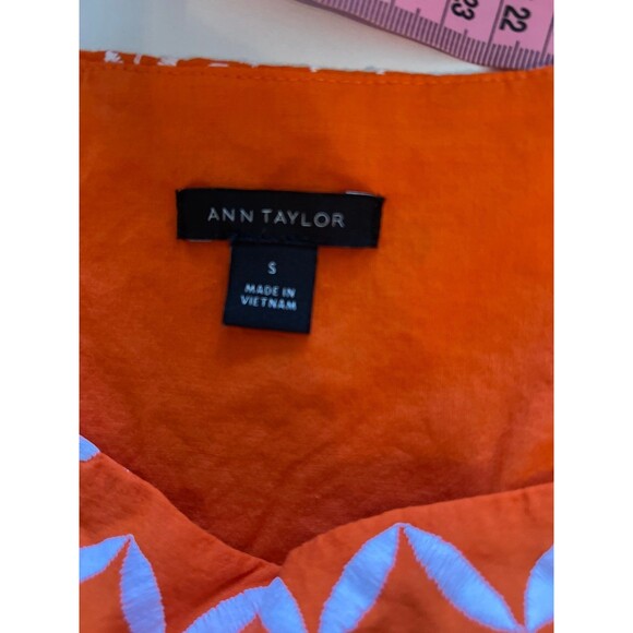 Ann Taylor Orange embroidered tank blouse small NWOT - Picture 6 of 6
